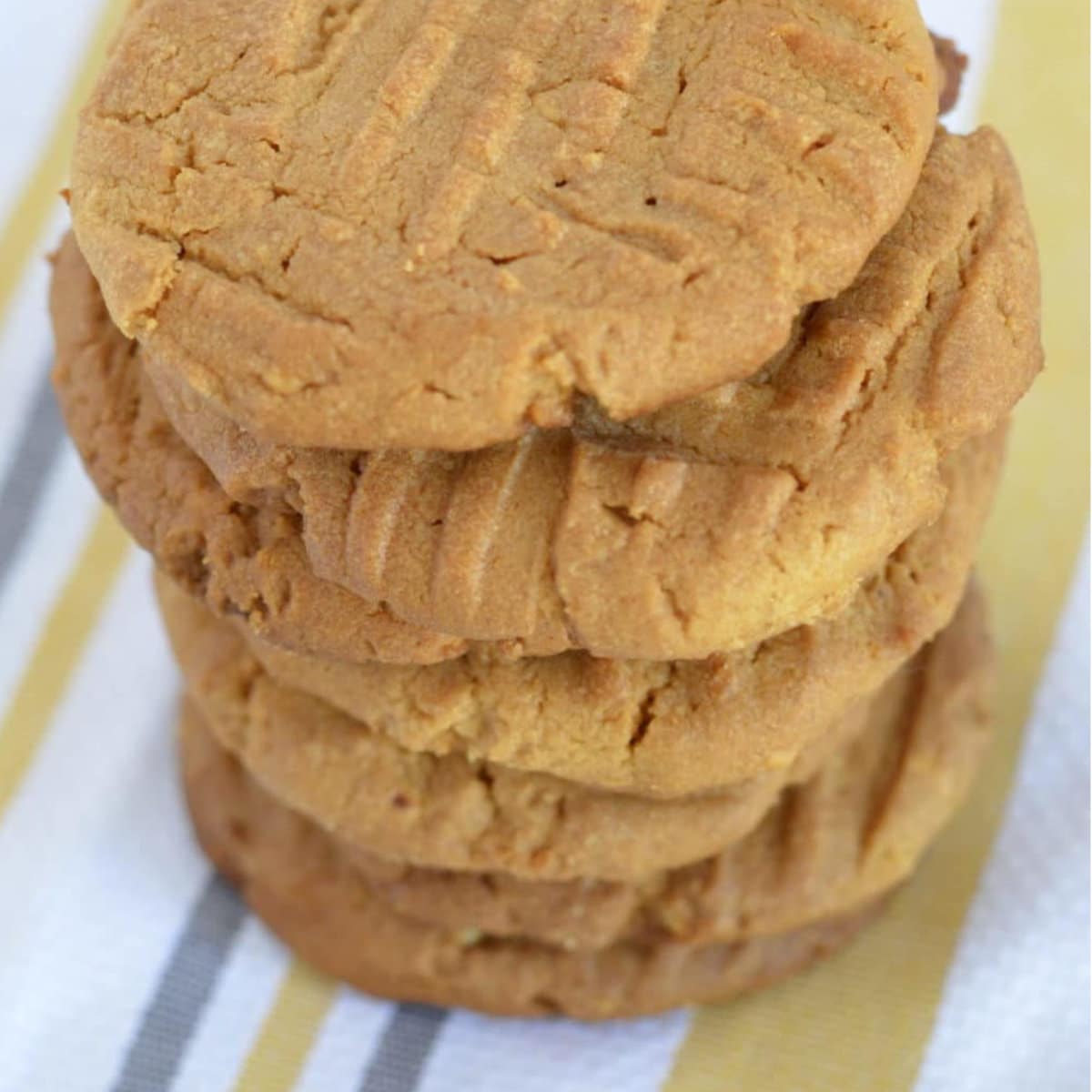 Crunchy Peanut Butter Cookies