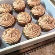 gingerbread cupcakes cinnamon frosting