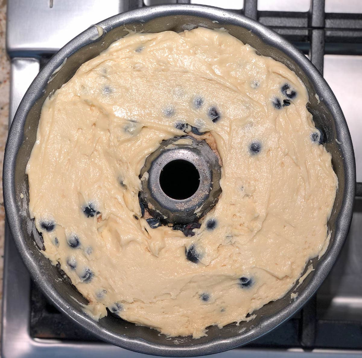 blueberry sour cream coffee cake