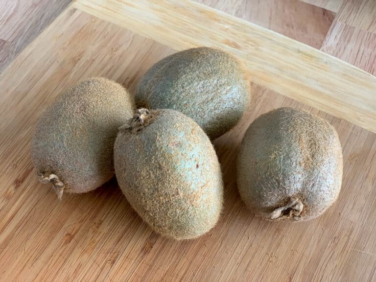 ripe kiwi