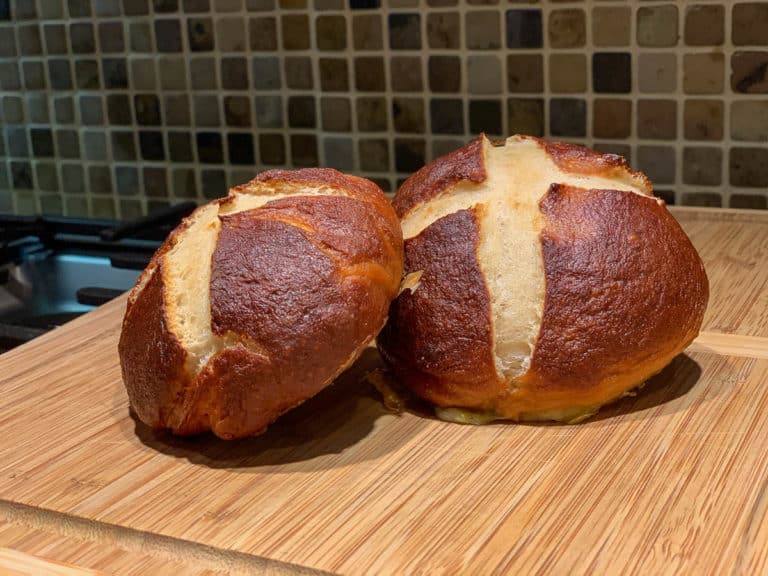 easy pretzel buns