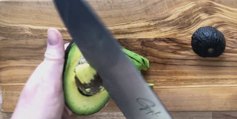 how to cut an avocado