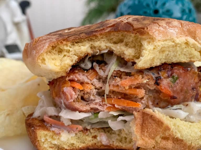 turkey burgers with ranch slaw