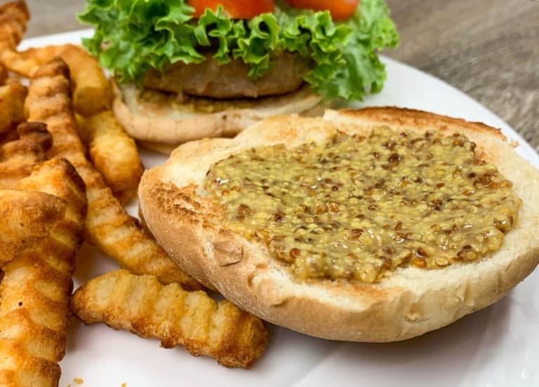 jack daniel's honey mustard on burger bun