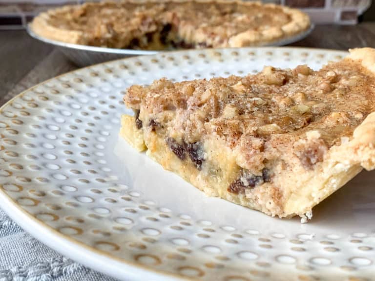 sour cream raisin pie