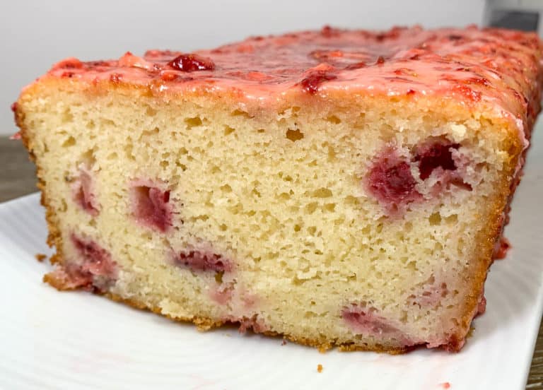 strawberry pound cake