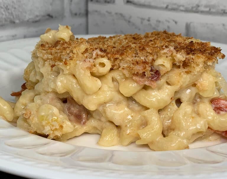 blt pasta bake with leeks