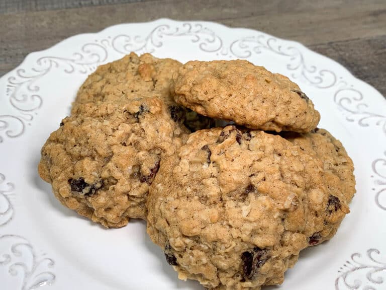 old fashioned oatmeal raisin cookies