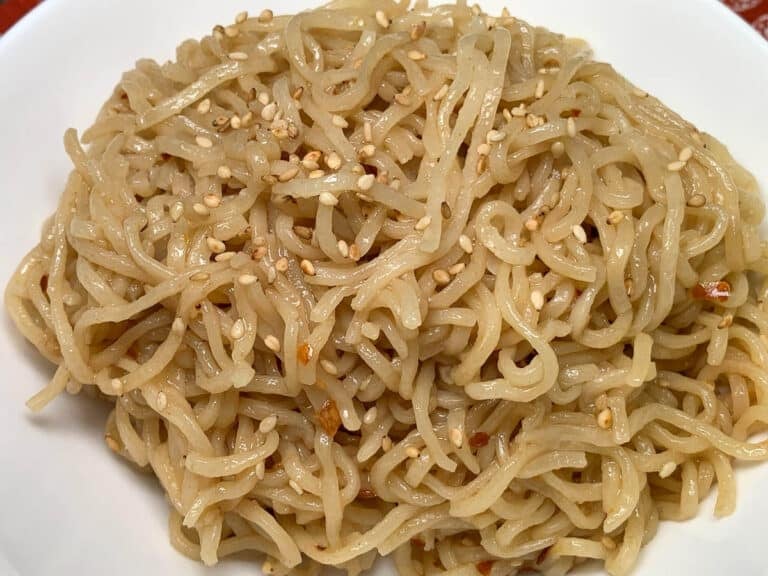 spicy sesame ramen noodles