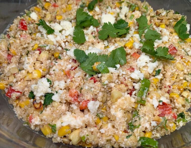 bowl of mexican street corn quinoa