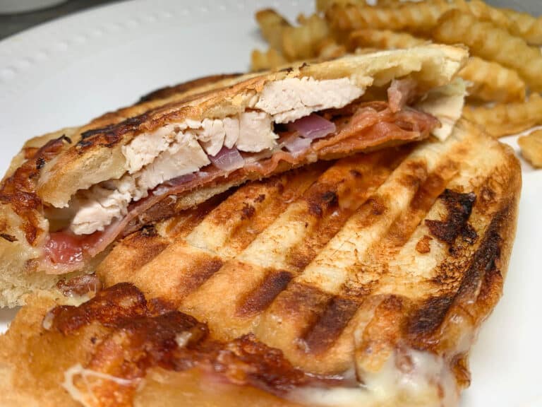 chicken panini with lemon aioli