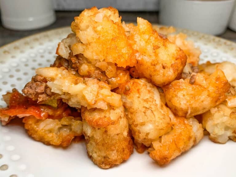 pizza tater tots casserole