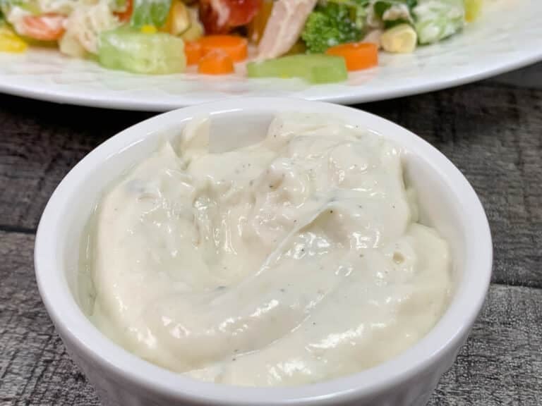 blue cheese salad dressing