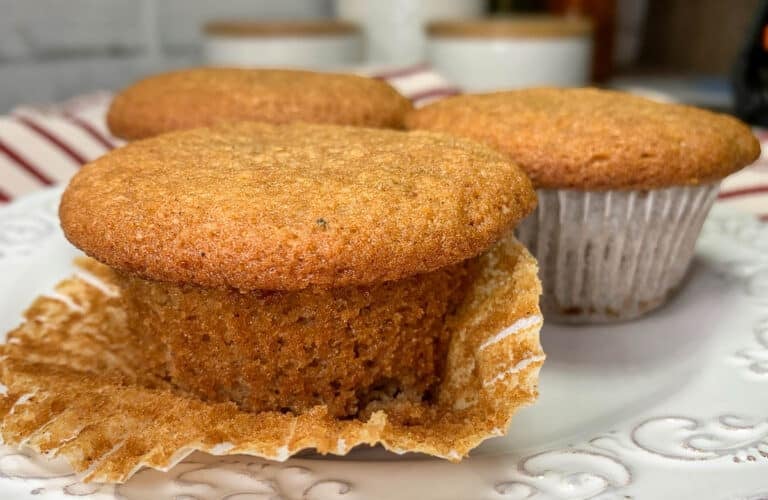 applesauce muffins