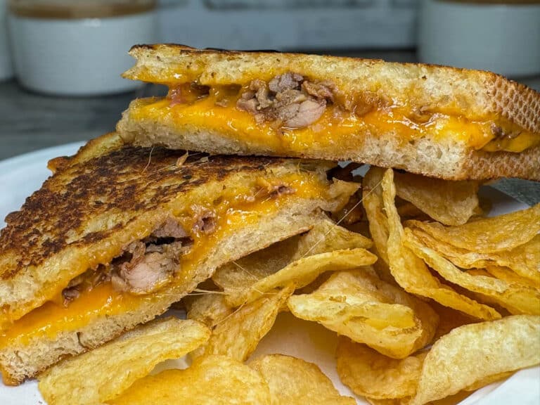 pulled pork grilled cheese sandwiches