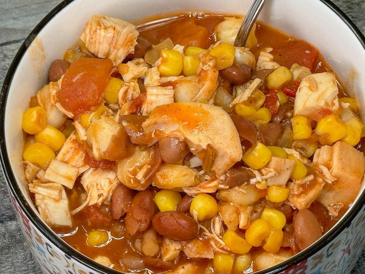 chicken hominy stew