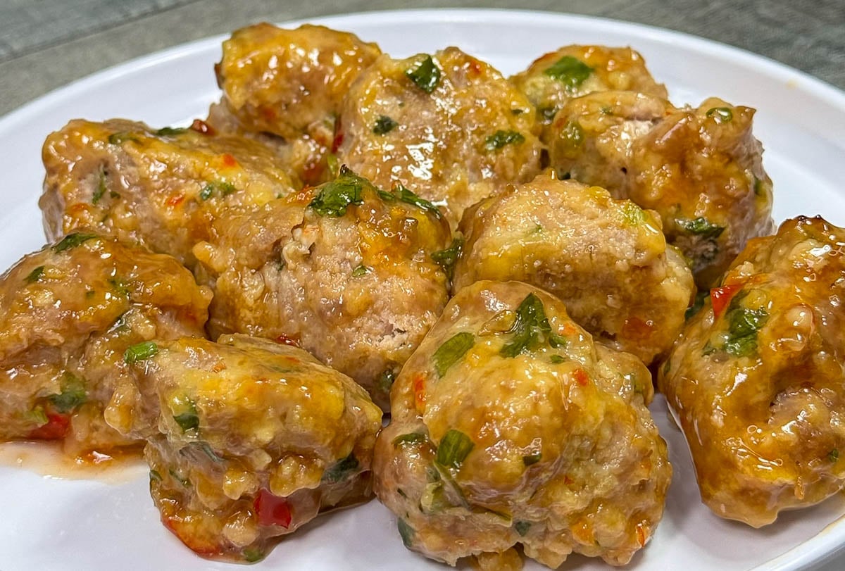 yummy sweet chili meatballs