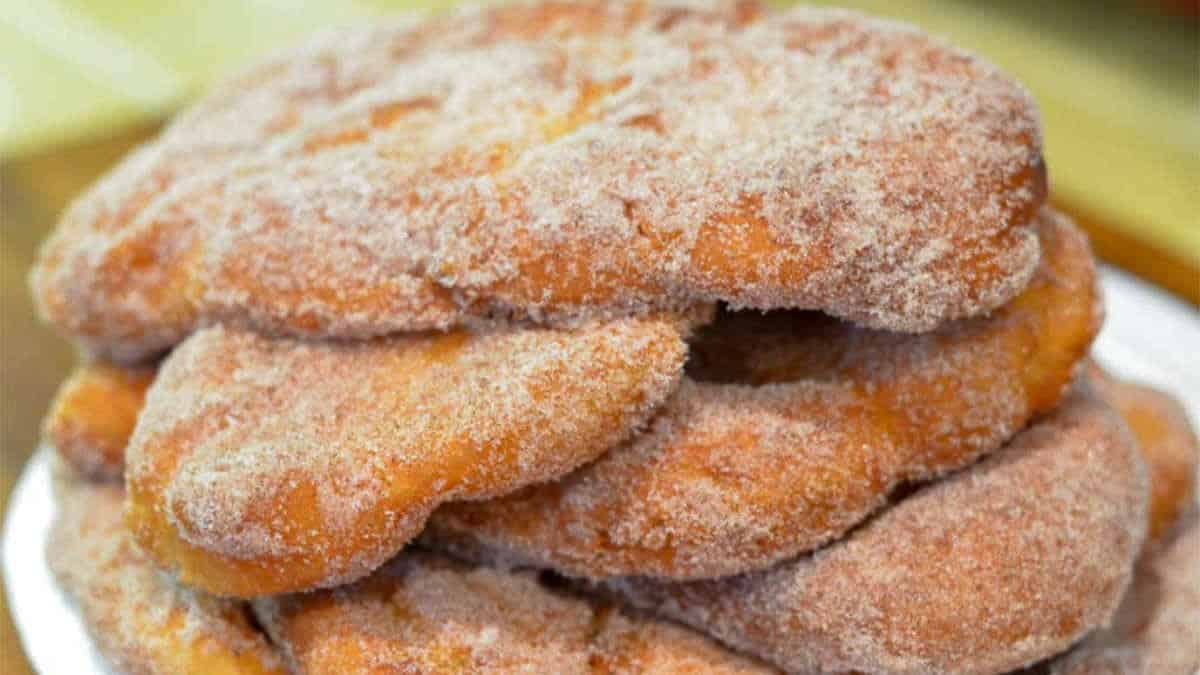 plate of cinnamon sugar beaver tails